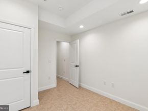 1941 N 9TH Street, Philadelphia PA 19122
