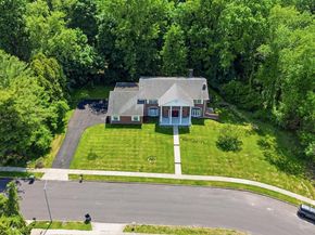 1840 Nicholas Drive, Huntingdon Valley PA 19006