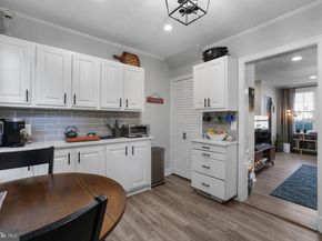 1300 S Cleveland Street 364, Arlington VA 22204
