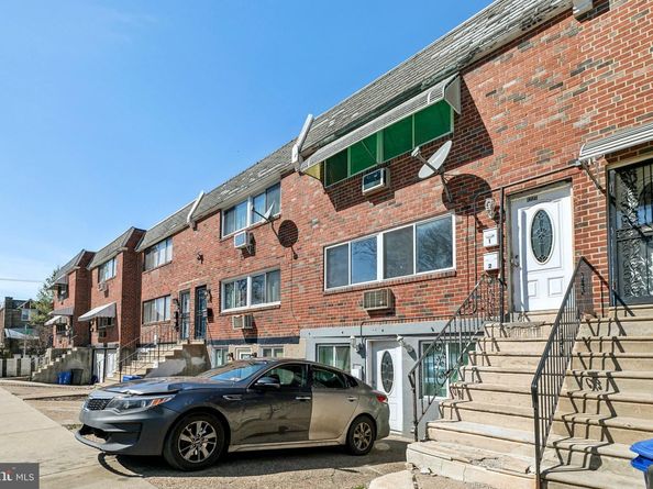 1227 W Champlost Avenue, Philadelphia PA 19141