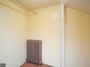 328 Roxborough Avenue, Philadelphia PA 19128