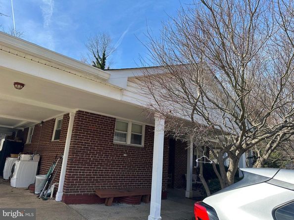 6105 Munson Hill Road, Falls Church VA 22044