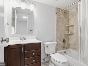 501 N Armistead Street T2, Alexandria VA 22312