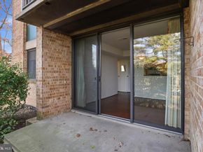 501 N Armistead Street T2, Alexandria VA 22312