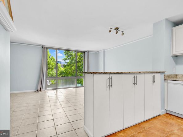 950 25TH Street NW 605N, Washington DC 20037