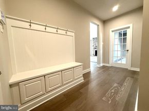 1126 Miles Court, Cheltenham PA 19012