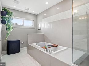 604 N 4TH Street, Philadelphia PA 19123