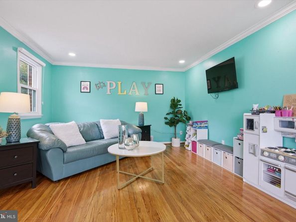 244 Kirk Drive, Huntingdon Valley PA 19006