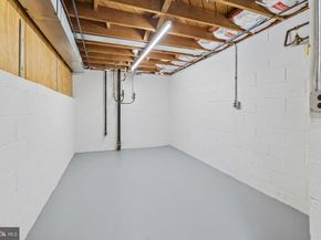 4205 Breezewood Lane, Annandale VA 22003