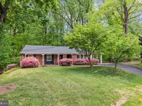 4205 Breezewood Lane, Annandale VA 22003
