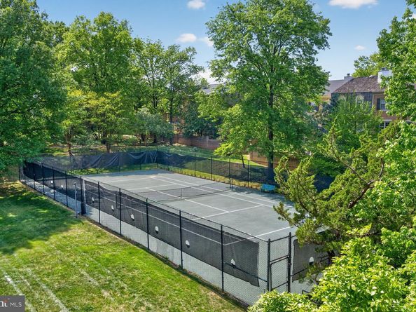 4200 Massachusetts Avenue NW 402, Washington DC 20016