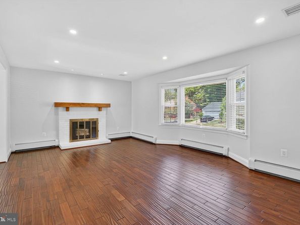 4320 Loyola Avenue, Alexandria VA 22304