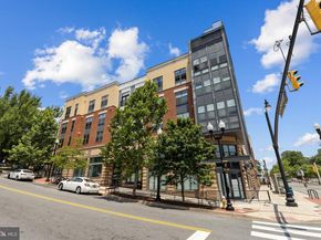 989 S Buchanan Street 214, Arlington VA 22204
