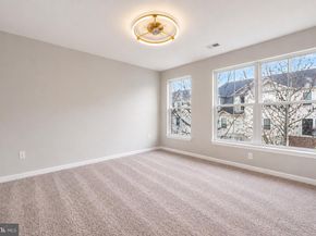 5108 Donovan Drive 307, Alexandria VA 22304