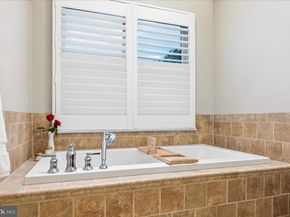 4880 Hunt Field Drive, Doylestown PA 18902