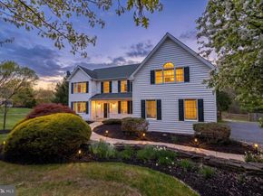 4880 Hunt Field Drive, Doylestown PA 18902