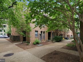 4411 7TH Street N, Arlington VA 22203