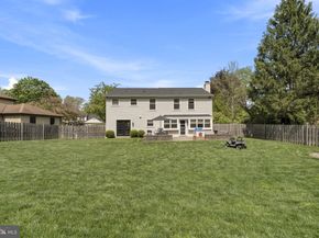 862 Village Circle, Blue Bell PA 19422
