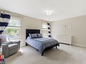 862 Village Circle, Blue Bell PA 19422