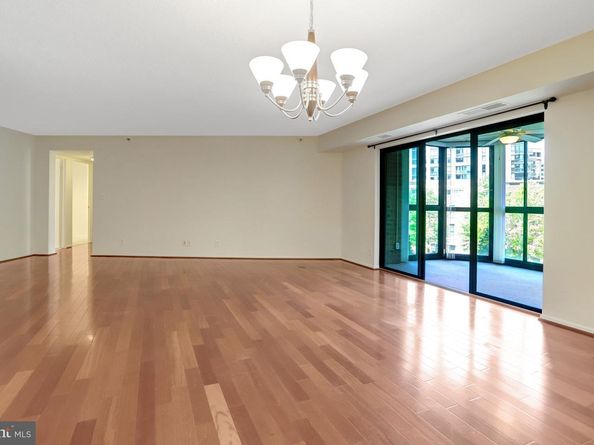 1600 Oak Street N 732, Arlington VA 22209
