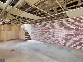 537 Robbins Street, Philadelphia PA 19111