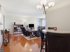 6300 Stevenson Avenue 1122, Alexandria VA 22304