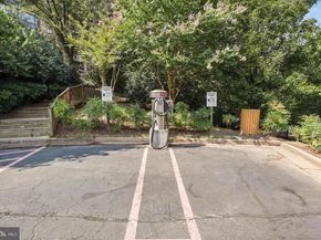 8340 Greensboro Drive 1007, Mclean VA 22102