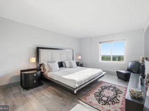 8340 Greensboro Drive 1007, Mclean VA 22102