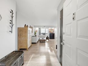 8340 Greensboro Drive 1007, Mclean VA 22102
