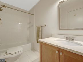 1752 Wainwright Drive, Reston VA 20190