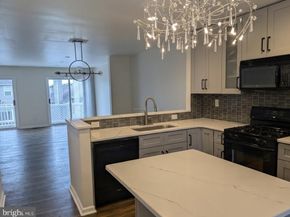 39 Cabot Drive, Chesterbrook PA 19087