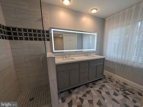 39 Cabot Drive, Chesterbrook PA 19087