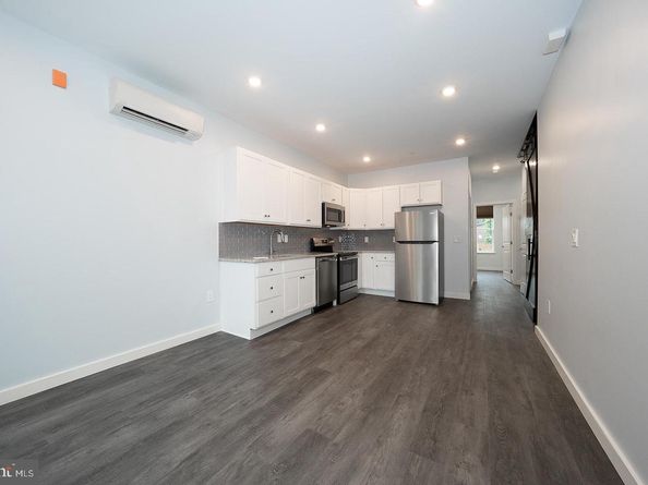 202 W Susquehanna Avenue, Philadelphia PA 19122