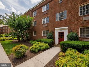 1608 W Abingdon Drive 102, Alexandria VA 22314