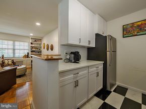 1608 W Abingdon Drive 102, Alexandria VA 22314