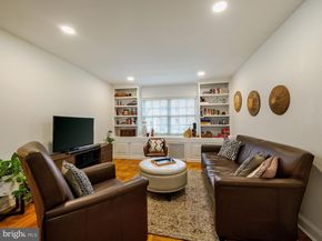 1608 W Abingdon Drive 102, Alexandria VA 22314