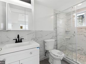 2118 W Oxford Street, Philadelphia PA 19121