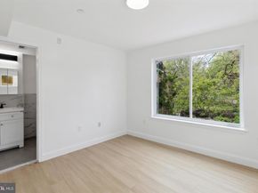 2118 W Oxford Street, Philadelphia PA 19121