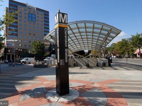 1301 N Courthouse Road 1005, Arlington VA 22201