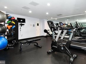 1301 N Courthouse Road 1005, Arlington VA 22201