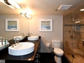 1301 N Courthouse Road 1005, Arlington VA 22201