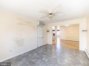 51 Junewood Drive, Levittown PA 19055