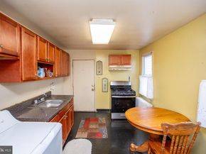 576 Bath, Bristol PA 19007