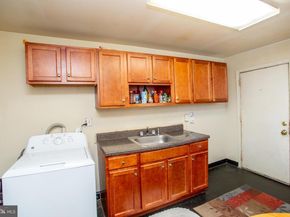 576 Bath, Bristol PA 19007