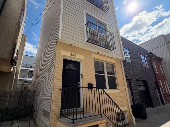 847 Cameron Street, Philadelphia PA 19130