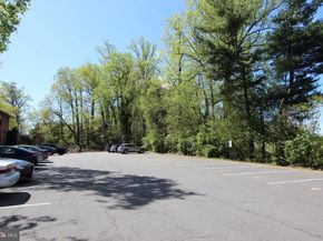 7356 Lee Highway T3, Falls Church VA 22046