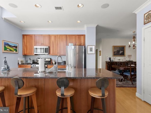 1205 N Garfield Street PH4, Arlington VA 22201