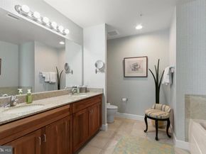 1205 N Garfield Street PH4, Arlington VA 22201