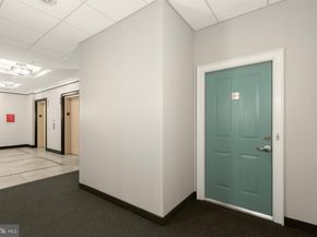 1205 N Garfield Street PH4, Arlington VA 22201