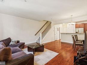 105 Commodore Court, Philadelphia PA 19146